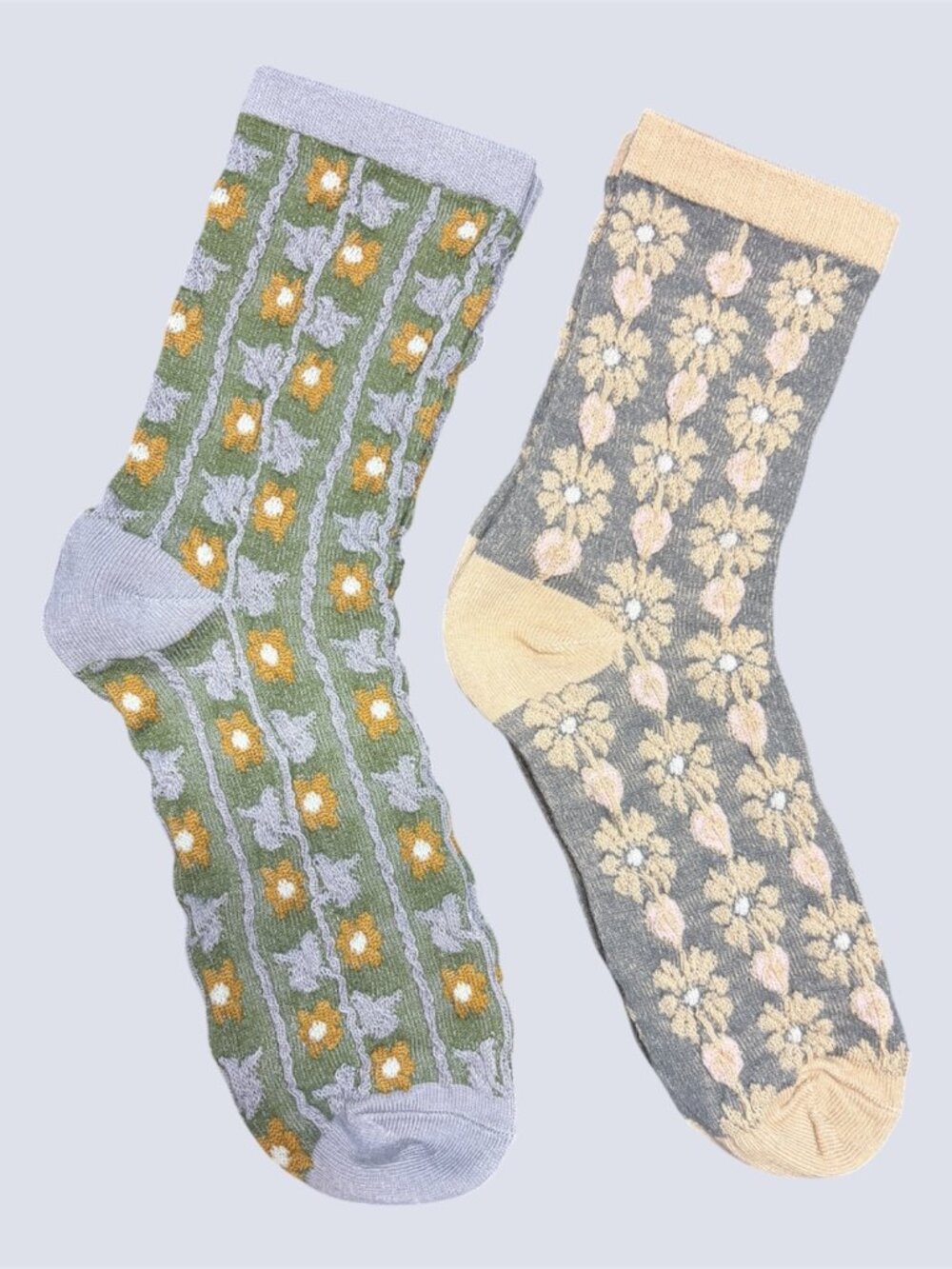 SOCKS EMBOSSED DESIGN - GET 2 PAIR